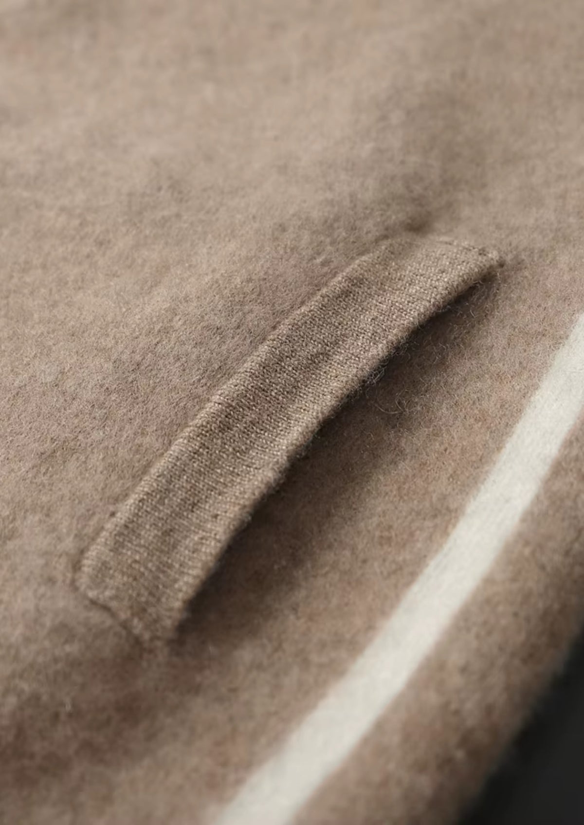 NOVOROPA Completo Milano con Cappuccio in Cashmere Beige