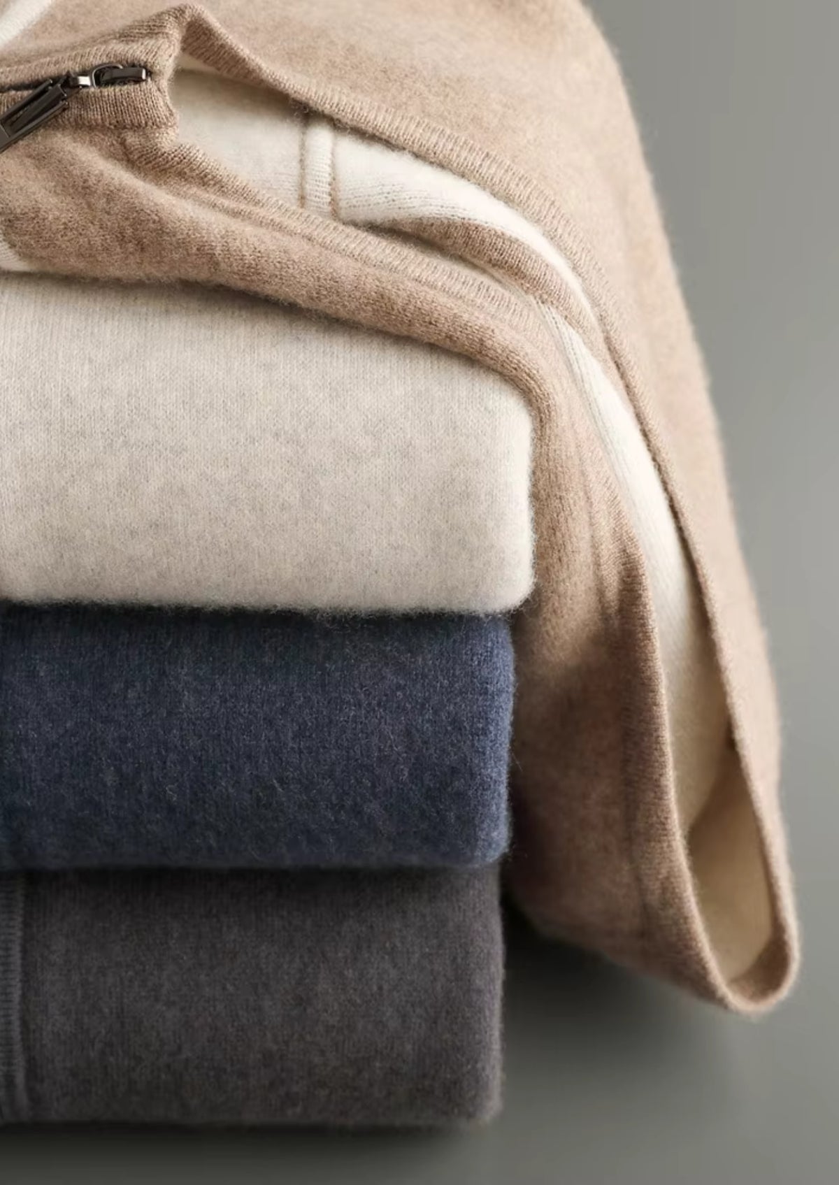 NOVOROPA Completo Milano con Cappuccio in Cashmere Beige