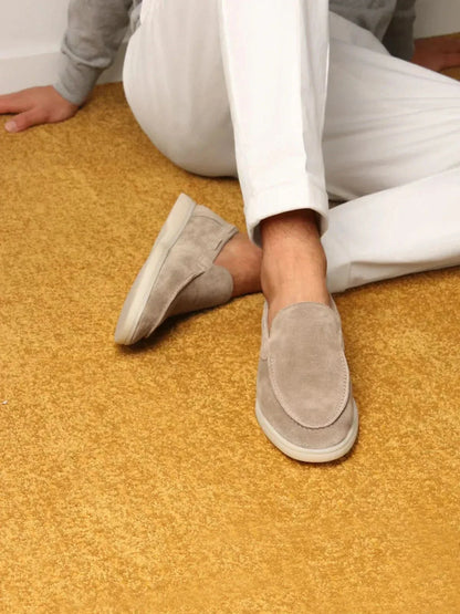NOVOROPA Mocassino in Camoscio Sfoderato Grigio Chiaro